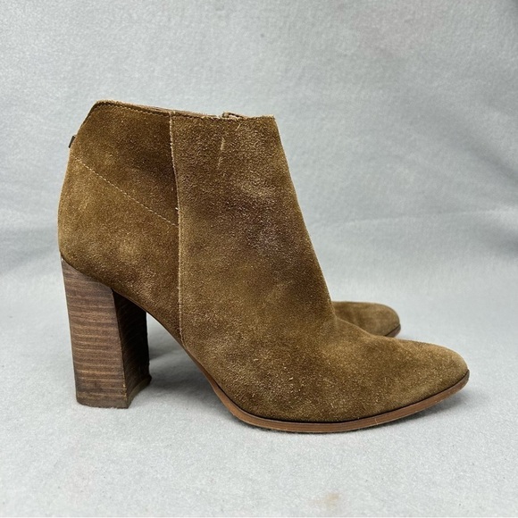 Ivanka Trump Brown Carver Suede Ankle Boots, Size 8 - Picture 3 of 12